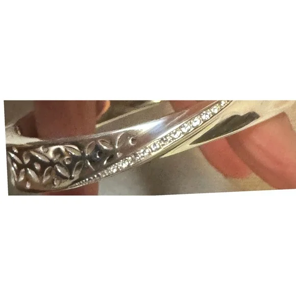Brighton bangle silver tone with wave of Swarovski crystals, hinged 6" vintage - Picture 9 of 9